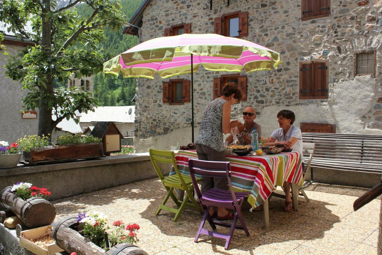 Chez Annie & Marcel Bed & Breakfast Le Monêtier-les-Bains Eksteriør bilde