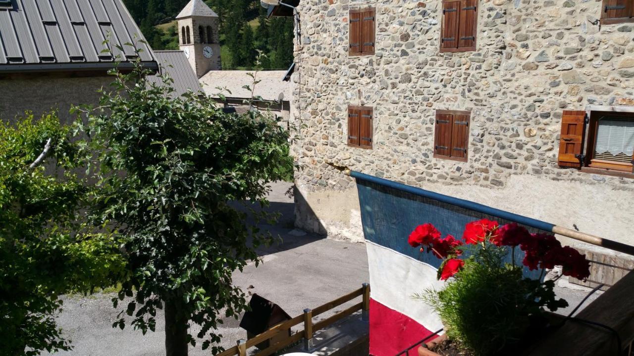 Chez Annie & Marcel Bed & Breakfast Le Monêtier-les-Bains Eksteriør bilde